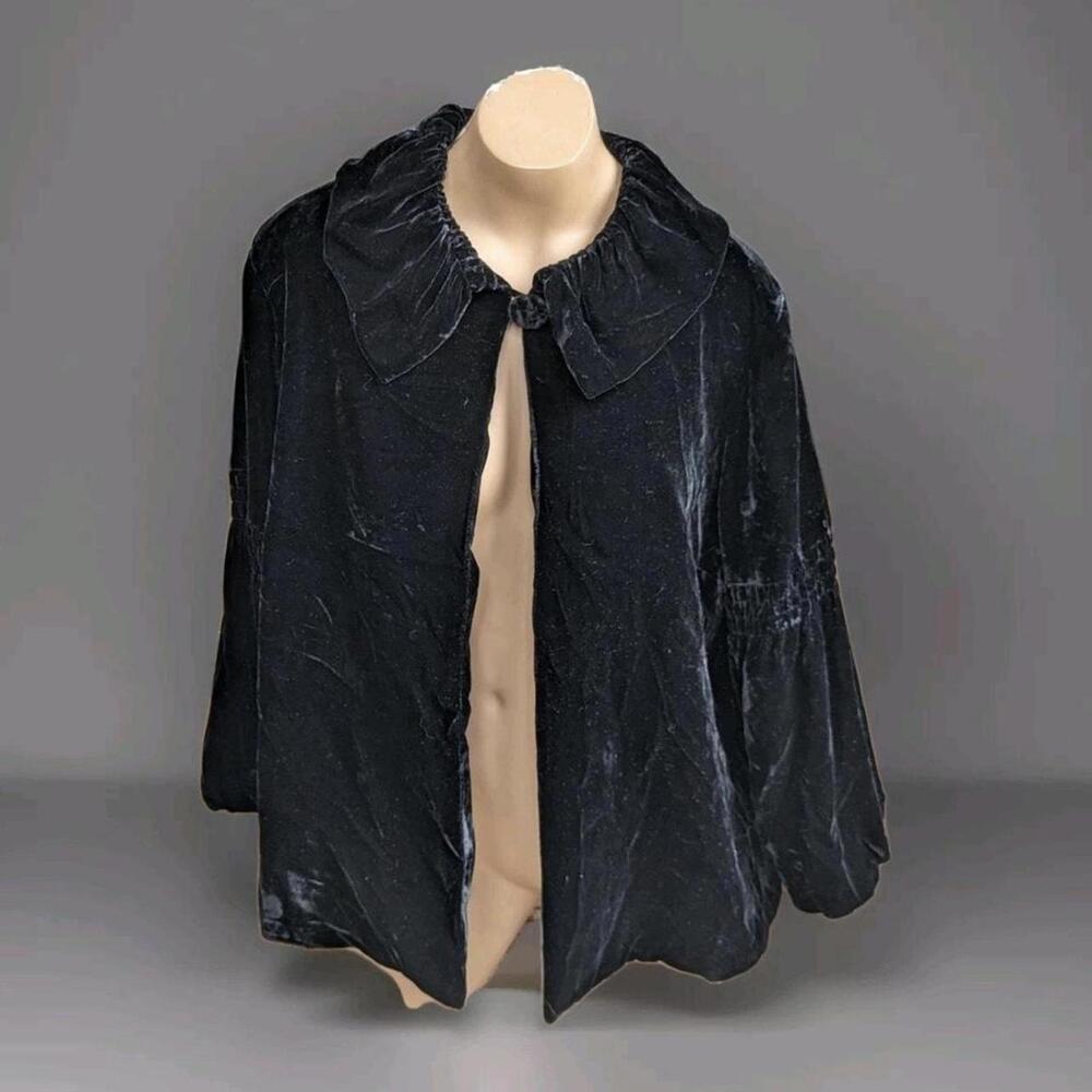Cabi Women's Black Jacket